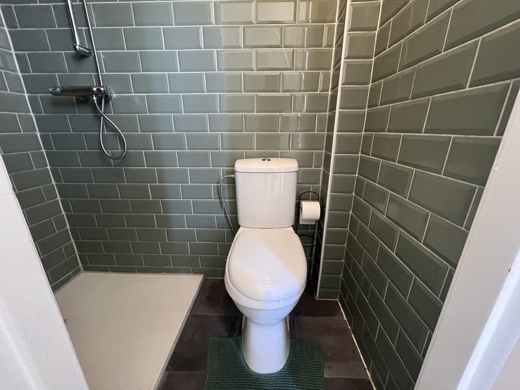 WhatsApp Image 2025-04-28 at 11.18.46 (6).jpeg